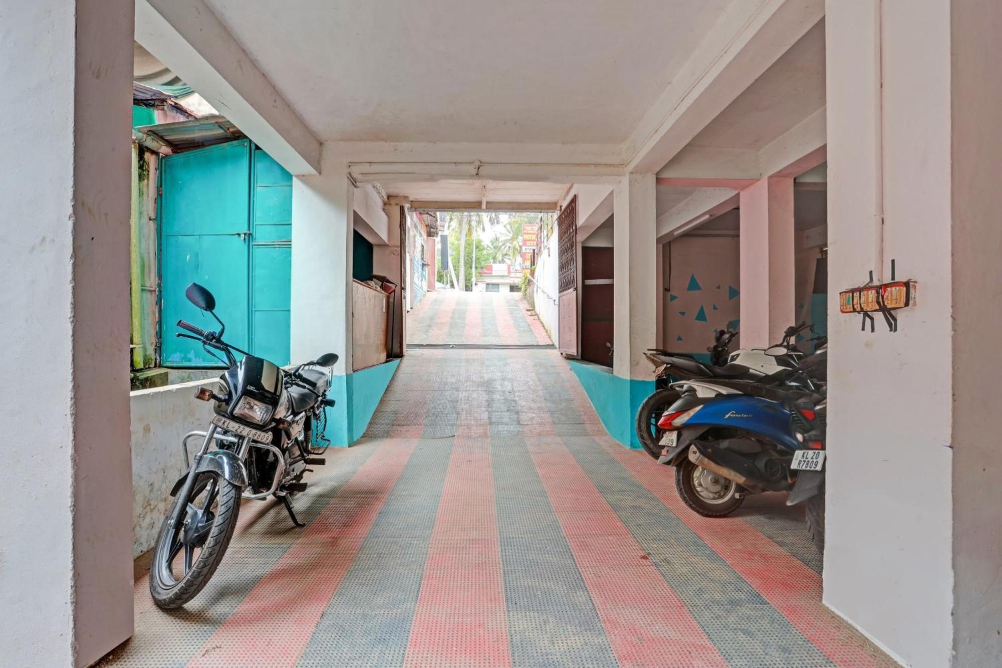 Spot On The New View Regency Ξενοδοχείο Thiruvananthapuram Εξωτερικό φωτογραφία