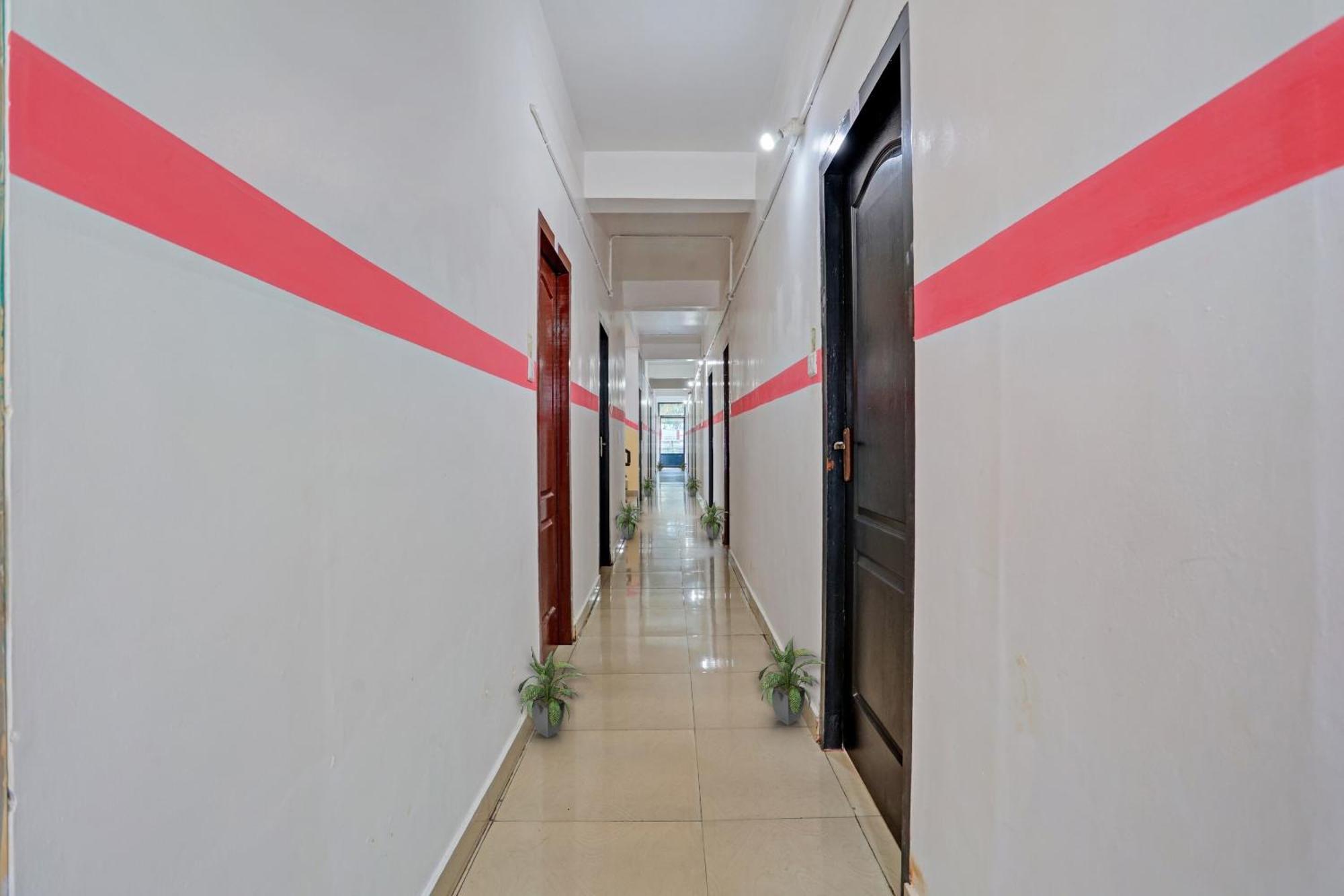 Spot On The New View Regency Ξενοδοχείο Thiruvananthapuram Εξωτερικό φωτογραφία
